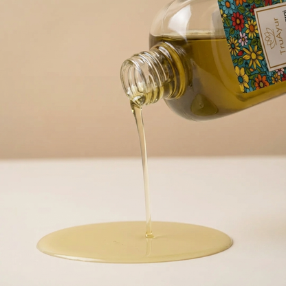 Óleo Ayurvédico com 29 Ervas para Massagem no Couro Cabeludo: Alivia o Estresse, Revitaliza os Cabelos e Promove o Relaxamento.